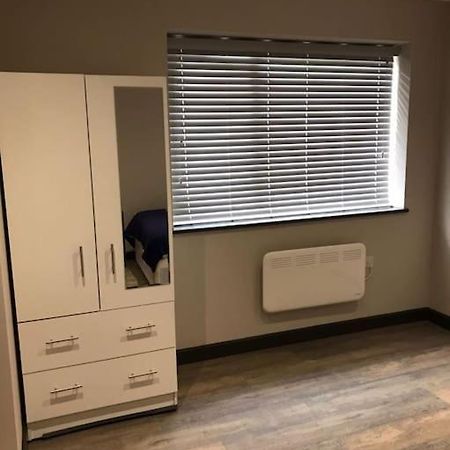Bedfont House Apartment Hillingdon Ngoại thất bức ảnh