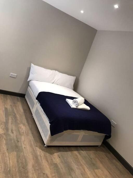 Bedfont House Apartment Hillingdon Ngoại thất bức ảnh